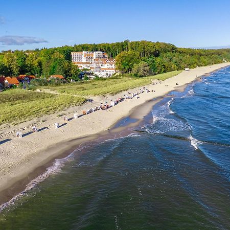 Strandhotel Seerose Kölpinsee Екстериор снимка