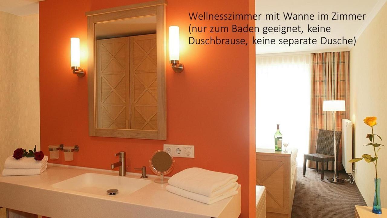 Strandhotel Seerose Kölpinsee Екстериор снимка