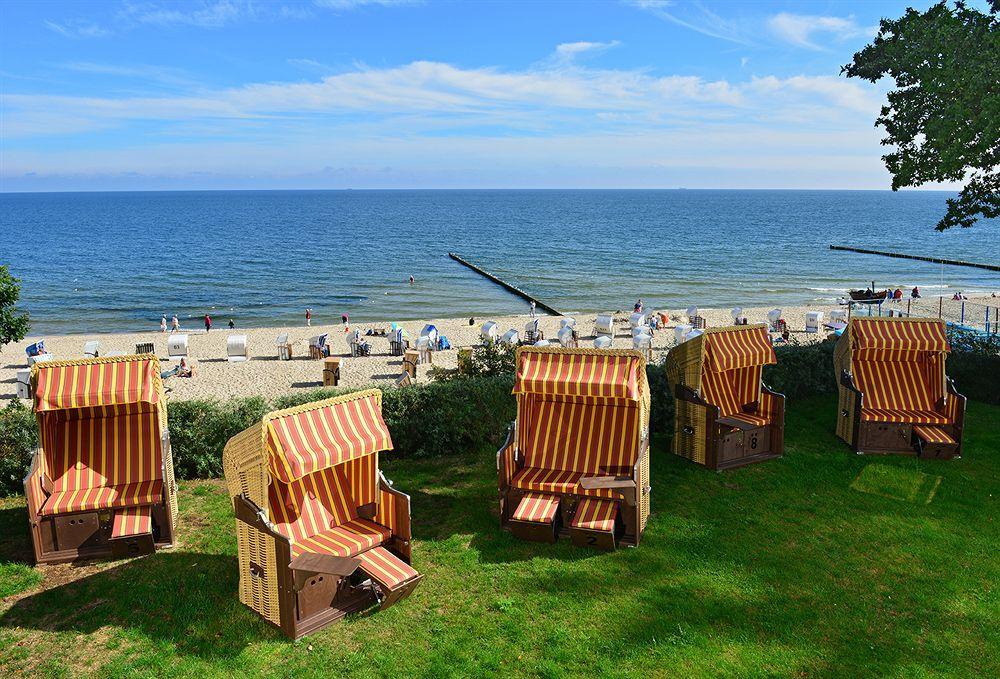 Strandhotel Seerose Kölpinsee Екстериор снимка