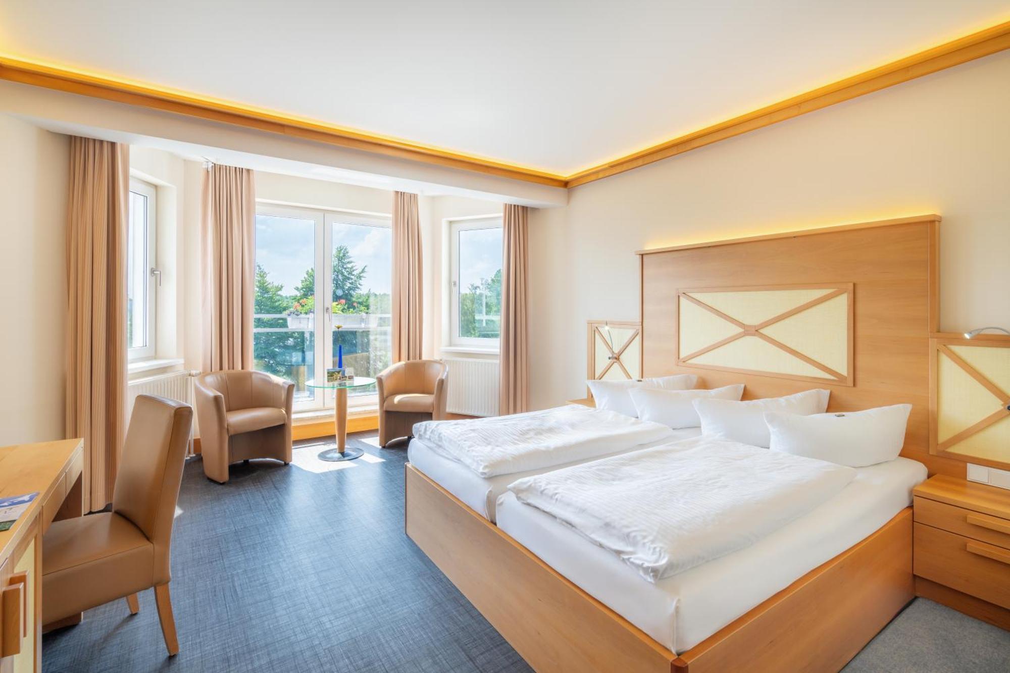 Strandhotel Seerose Kölpinsee Екстериор снимка