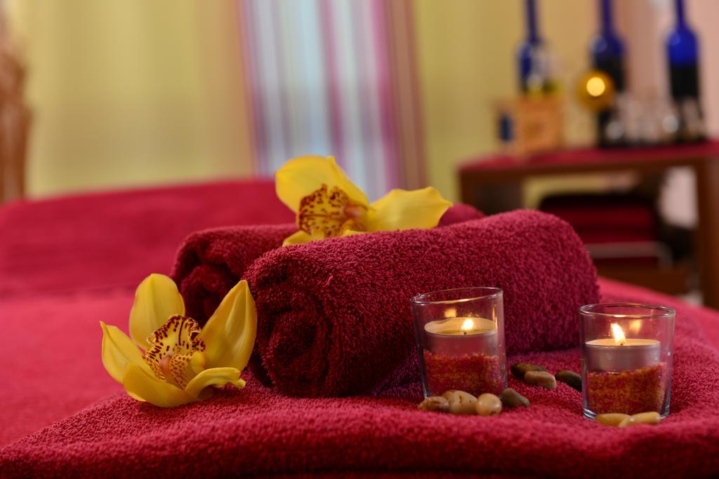 Strandhotel Seerose Kölpinsee Екстериор снимка
